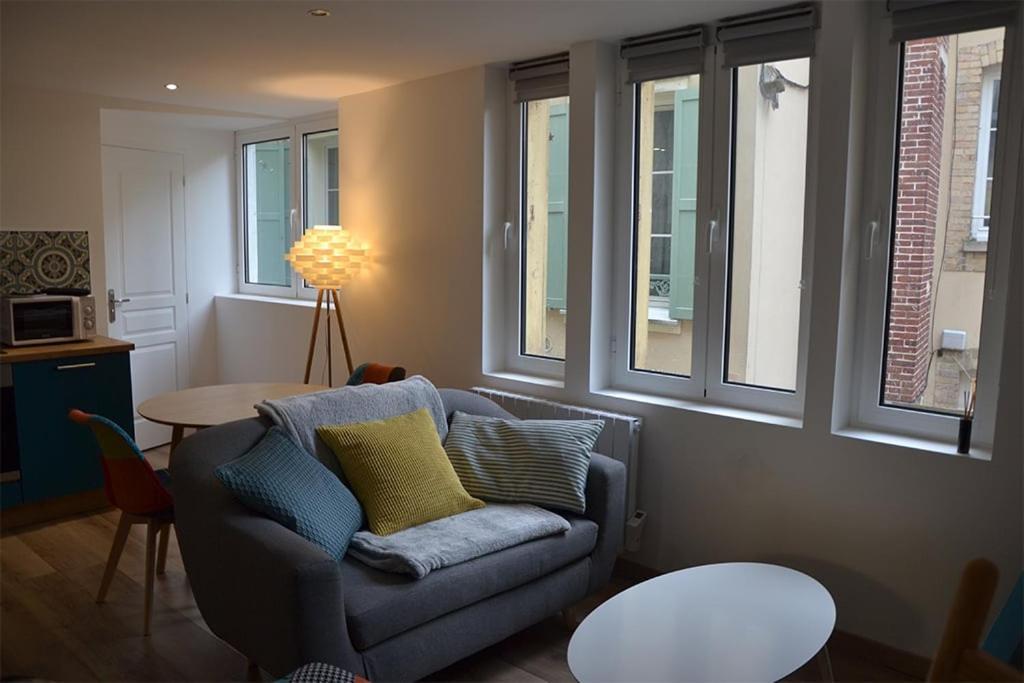 La Garde De La Tonnellerie Apartment